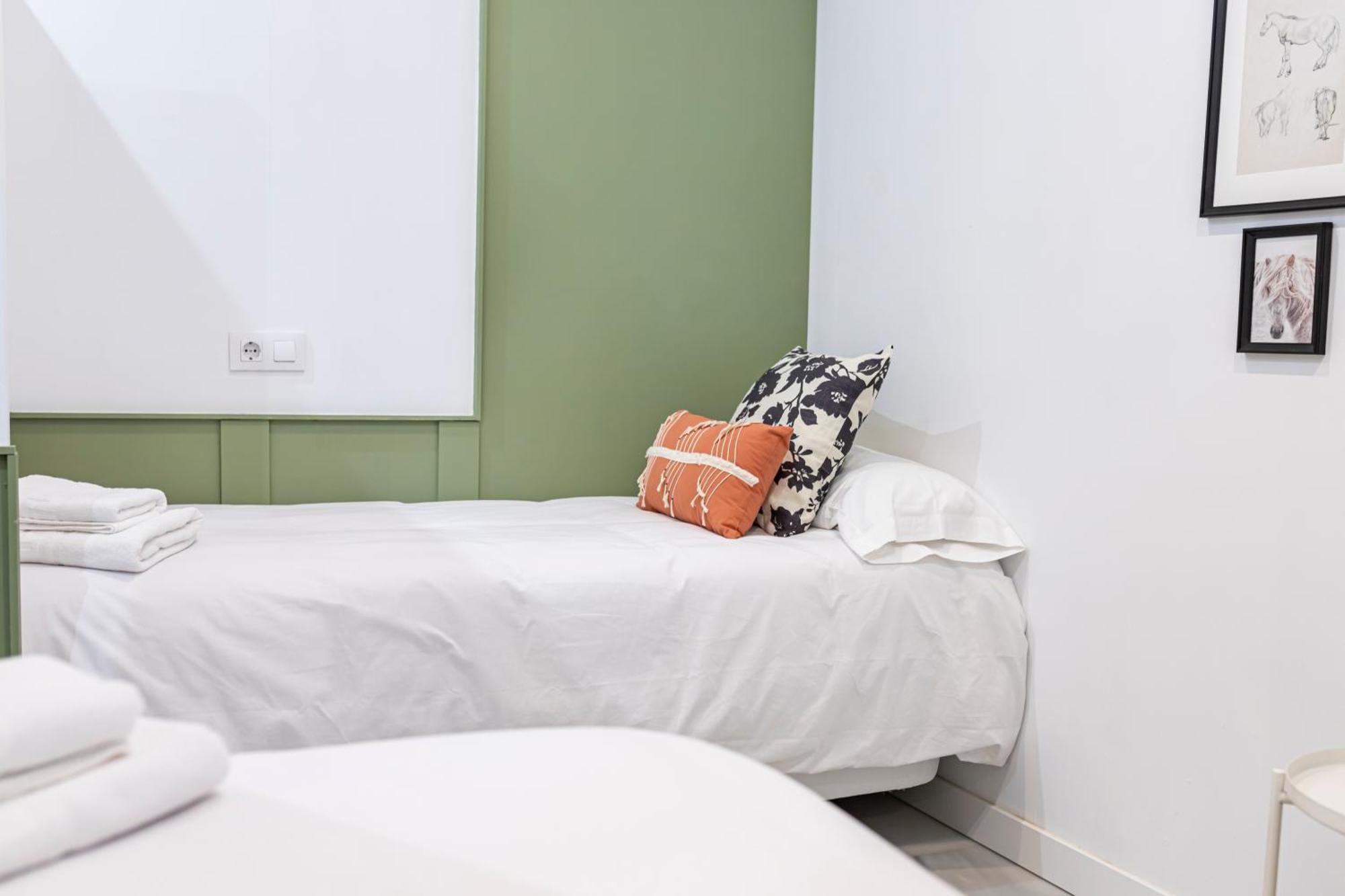 Resolana Suites เซบีญา ภายนอก รูปภาพ